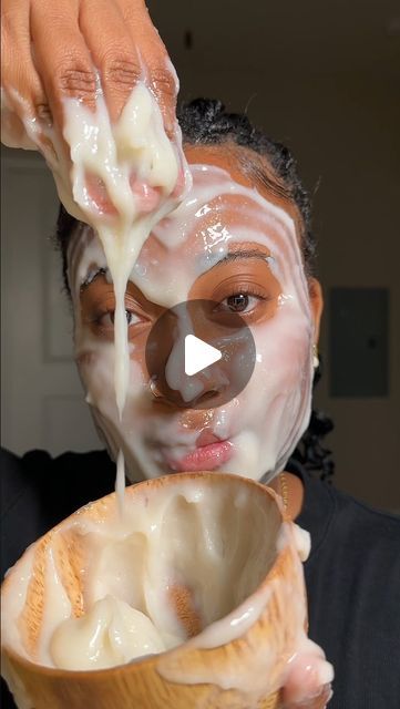 Tenisha Ward on Instagram: "How to make rice mask 🍚🌾 .  . . . #rice #ricemask #skin #healthyskin #glow #reels #nc #thursdayvibes #skincareroutine #tutorial" Glowing Face Mask, Flex Seed, Victoria Monét, Benefits Of Rice, Rice Mask, Glowing Skin Mask, Skin Mask, Rice Milk, Aging Cream