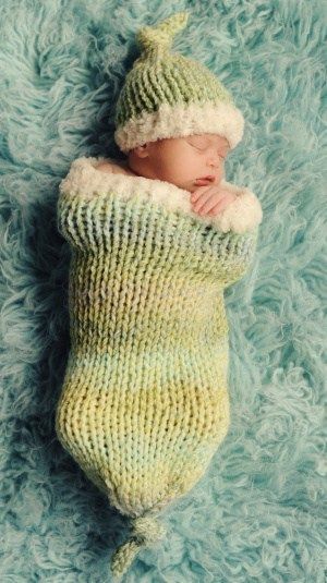 Preemie Patterns, Knitting Patterns Cocoon, Baby Cocoon Pattern, Crochet Cocoon, Sweet Dreams Baby, Crochet Baby Cocoon, Knitting Baby, Book Christmas, Crocheting Ideas