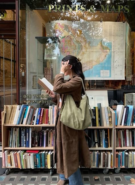 Books Story Instagram, Reading Aesthetics, Book Photography Instagram, Prayer Board, Book Store, 2024 Vision, New Yorker, Book Aesthetic, Love Book