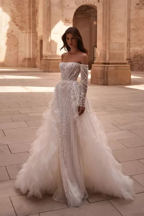 Milla Nova Violett, Wedding Dresses 2025, Mila Nova Wedding Dress, Strapless Sheath Wedding Dress, Mila Nova, Milla Nova Wedding Dresses, Column Wedding Dress, Milla Nova, Cape Wedding Dress