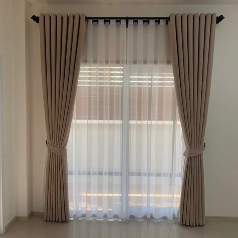 Curtains Debate Time! Are you #teamsheer with a primary layer of privacy or #Teamnosheer for the bold, minimalist look? Whether you love the softness of sheer curtains paired with primary or prefer a clean, open view, Onina Homes has got you covered! Let us help you find the perfect curtains style for your space. Drop your choice below and DM us measurements for a custom quote today! #SheerCurtains #PrivacyAndStyle #ModernHome #OninaHomes #CustomCurtains #InteriorDesign #WindowTreatments ... Latest Curtain Designs Living Rooms 2023, Curtains 2023 Trend Living Room, Curtain Trends 2023 Living Room, Blackout Curtains Bedroom Ideas, Model Gorden, Latest Curtain Designs, Luxury Curtains Living Room, Curtain Designs For Bedroom, Salon Simple