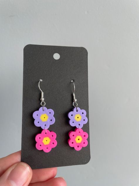 Purple and pink flower earrings Iron Beads Earrings, Pearler Bead Jewelry Ideas, Mini Hama Beads Earrings, Mini Pearler Bead Patterns, Pearler Bead Earrings Diy, Fuse Beads Earrings, Mini Perler Bead Patterns Earrings, Hama Bead Earrings, Perler Bead Earrings Patterns