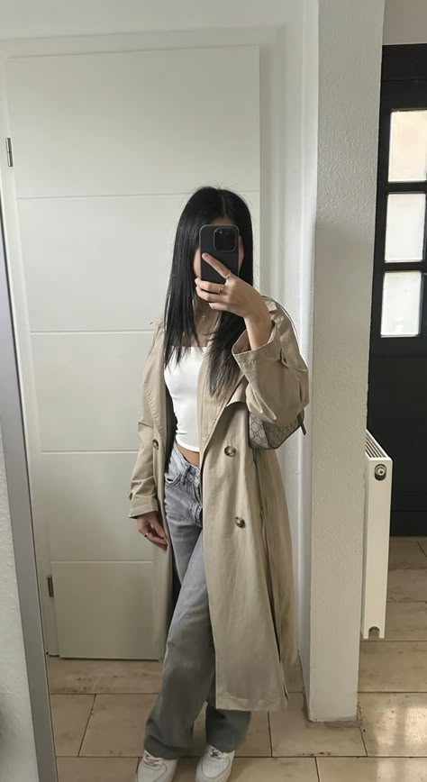 Outfit Inspo Streetwear, Trench Outfit, Mantel Outfit, English Clothes, Zara Drip, Outfit Zara, Modesty Outfits, Uni Outfits, Zara Outfit