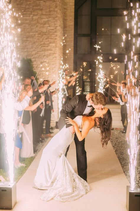 Wedding Exit With Sparklers, Cool Wedding Send Off Ideas, Wedding Reception Sparklers, Wedding Exit Photography, Indoor Wedding Send Off, Sparkle Send Off Wedding, Wedding Reception Fireworks, Different Wedding Exits, Bride Groom Exit Ideas