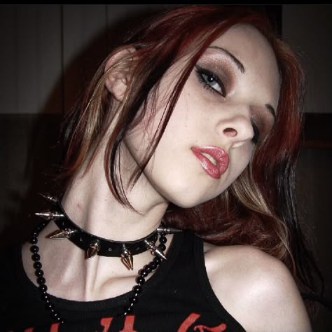 Liz Vicious, 20k Followers, Of Aesthetic, Mall Goth, Makeup Inspo, My Aesthetic, Red Hair, Digital Artist, Pretty People