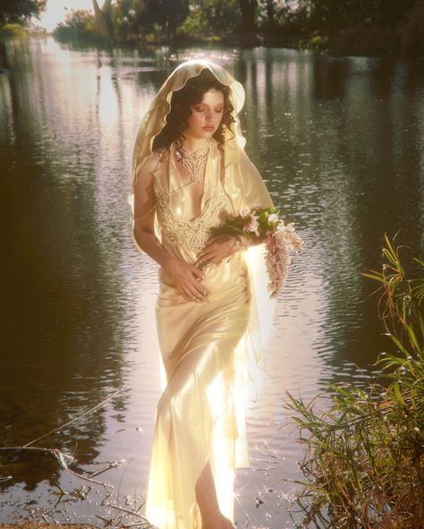 Ethereal Photography, Goddess Aphrodite, Goddess Aesthetic, Goddess Costume, Ethereal Aesthetic, Arm Cuffs, Ethereal Wedding, Photoshoot Themes, Photoshoot Concept