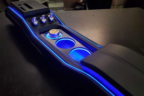 Custom Interior, Custom Auto Interiors, Custom Car Interior Diy, Car Customization Ideas, Street Racing Cars Interior, Custom Consoles Car, Custom Subwoofer Enclosure, Lexus Sedan, Custom Center Console Truck