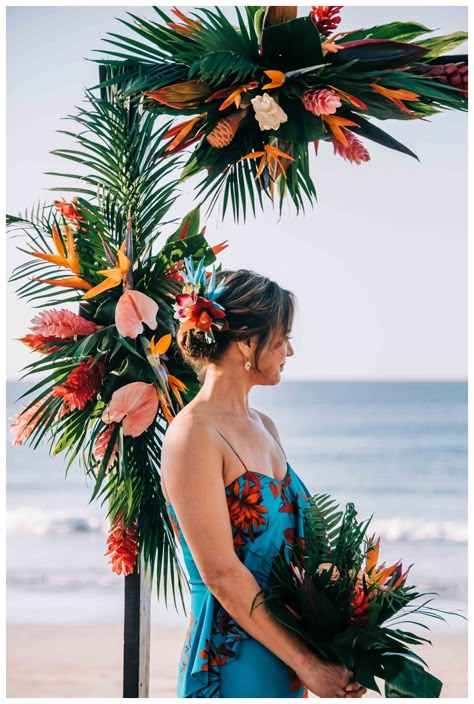 Tropical Wedding in Tamarindo Costa Rica || Elana + Eric: Tropical Wedding Philippines, Bird Of Paradise Wedding Decor, Costa Rica Wedding Flowers, Tropical Wedding Party Attire, Birds Of Paradise Flower Arrangement, Birds Of Paradise Wedding, Tropical Wedding Backdrop, Brown Samba, Bird Of Paradise Wedding