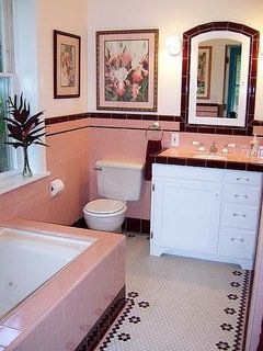 color scheme and ideas to "fix" a pink tile bathroom without remodeling Brown Tiles Bathroom, Green And Pink Bathroom, Gray Apartment, Separate Shower And Tub, Art Deco Bathroom Tile, Classic Bathroom Tile, Brown Tile Bathroom, Pink Tile Bathroom, Bathrooms Sinks