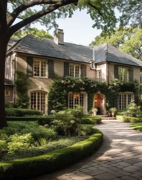 Swamp House, Louisiana House, Architecture Instagram, Louisiana Swamp, Louisiana Homes, French Exterior, Dream Life House, Cottage Exterior, Save File