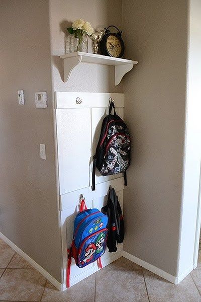 Backpack storage | Backpack storage ideas | Coat storage | Coat rack | coat hook | backpack hook | place for backpacks Alcove Bedroom, Cart Bedroom, Curtain Closet, Storage Cheap, Bag Storage Ideas, Kids Shoe Organization, Storage Attic, Bookshelves Bedroom, Organization Clothes