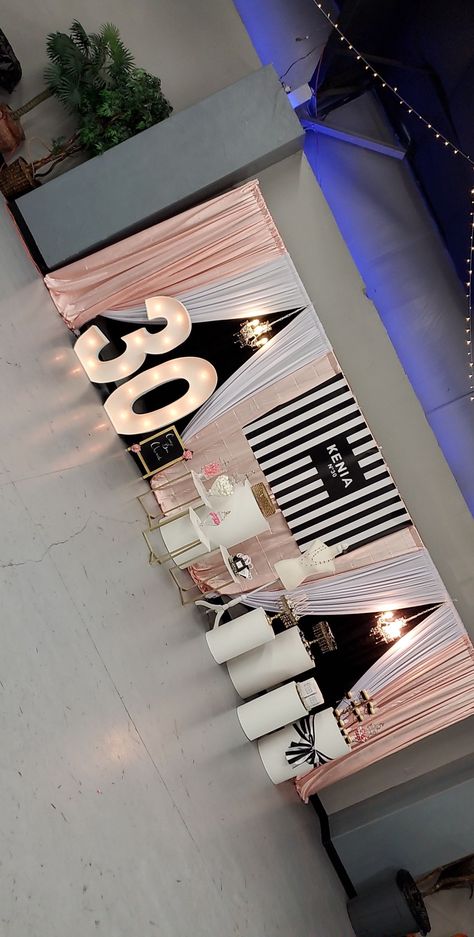 Fashion designer inspired birthday decor. Emily In Paris Theme Party Decorations, 30th Birthday Party Decor, Chanel Birthday Party Decoration, Paris Theme Party Decorations, Gucci Party, Chanel Baby Shower, Chanel Birthday Party, Chanel Birthday, 30th Birthday Party Decorations