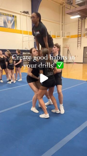 Cheer Stunting Drills, Cheer Combos, Flyer Drills, Cheer Drills, Cheer Base, Cheerleading Coach, Cheerleading Coaching, Cheerleading Stunt, Cheer Spirit