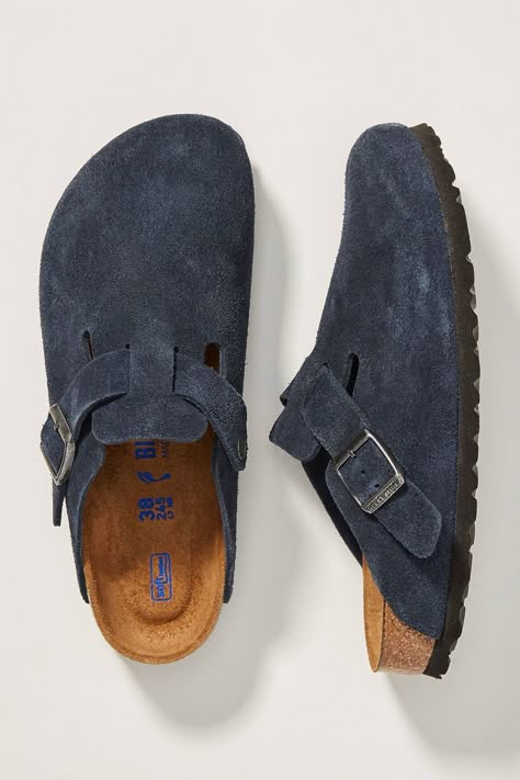 Sepatu Platform, Birkenstock Boston Clogs, Adrette Outfits, Boston Clogs, Dr Shoes, Skandinavian Fashion, Shoe Wishlist, Blue Suede Shoes, Adidas Spezial