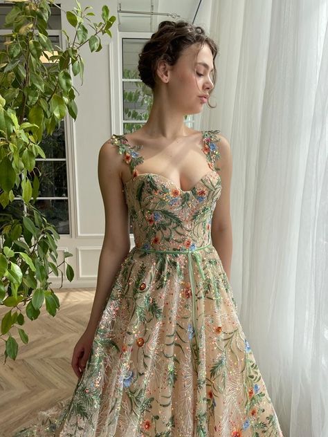 Fitted Floral Embroidered Ball Gown, Summer Floral Embroidery Floor-length Gown, Floral Embroidered Floor-length Prom Gown, Spring Floral Embroidered Ball Gown, Floor-length Dress With Multicolor Floral Embroidery, Gala Gowns, Spaghetti Strap Prom Dress, Embroidered Lace Fabric, Custom Size Dresses