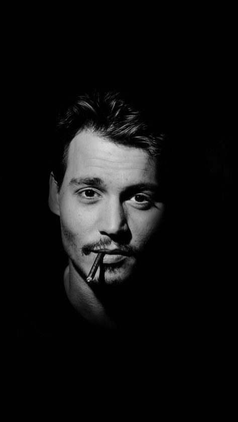 Johnny Depp -Black- 90s Johnny Depp, Deep Wallpaper, Johnny Depp Wallpaper, جوني ديب, Johnny Depp Pictures, Face Drawing Reference, Funny Study Quotes, Captain Jack Sparrow, Captain Jack