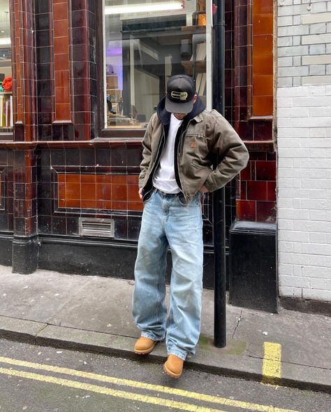 @shrfz_ brings the sunshine to the streets with our iconic Yellow Boots paired flawlessly with baggy jeans. ☀️

👉 Share your looks by tagging @timberland_eu to be featured on our feed!

#Timberland #YesTimberland Timberland Boots Outfit Baggy Jeans, Timberland Boots Outfit 90s, Men Outfit Inspo Winter, 90s Timbs Outfit, Dark Brown Timberland Boots Outfit, Doc Marten Adrian Loafer Outfit Mens, Timbaland Outfit Men, Grey Timbs Outfit, Baggy Jeans Timbs Outfit Men