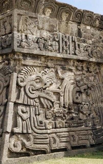 Olmecs Civilization, Aztec Structures, Incan Architecture, Inca Temple, Aztec Aesthetic, Prehistoric Architecture, Aztec Artifacts, Mesoamerican Architecture, Aztec Architecture