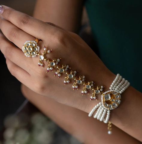 Jadau Pachi kundan & Pearl hathphool /kundan hath phool/Adjustsble Ring/Bridal Jewelry/Hath Panja/Golden Hathphool/ Bridal Hand Accessories Kundan Hathphool Design, Kundan Ring Designs, Hathphool Kundan, Hath Panja Gold Design, Haath Phool Jewellery, Pearl Bangle Designs, Jadau Bracelet, Zoom Picture, Kundan Rings