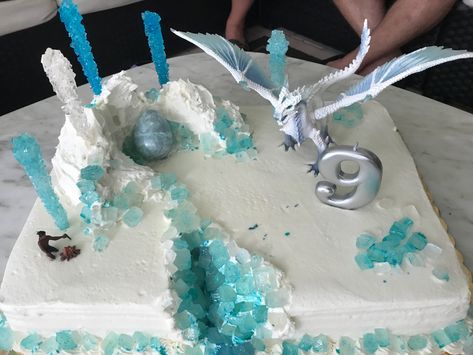 Wings Of Fire Cakes, Wings Of Fire Cake Ideas, Wings Of Fire Birthday Cake, Wings Of Fire Birthday Party Ideas, Fire And Ice Cake, Wings Of Fire Cake, Tiger Cake Ideas, Fire Birthday Cake, Wings Of Fire Birthday Party