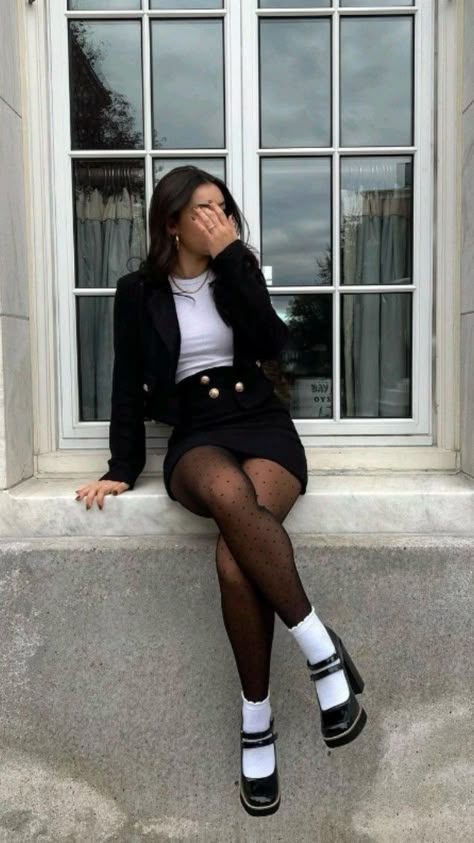 Italy Outfits, Work Fits, Fall Fits, Jane Shoes, Outfit Inspo Fall, Winter Fits, Cute Simple Outfits, Fall Fashion Outfits, Mary Jane Shoes