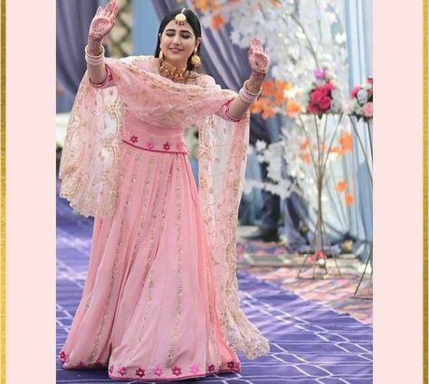 baby pink colour dress design Pink Colour Dress Design, Bridal Suits Punjabi, Pink Colour Dress, Colour Party, Dress Design Ideas, Asian Wedding Dress Pakistani, Asian Style Dress, Women Suits Wedding, Embroidery Suits Punjabi