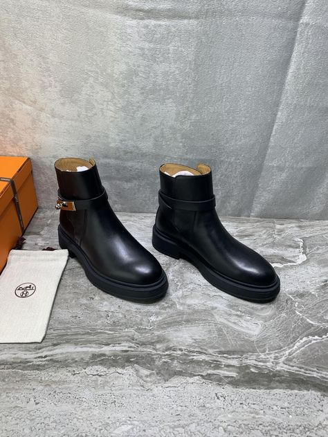 Hermes Boots, Brand Clothes, Hermes Shoes, Winter 2024, Boots Outfit, Biker Boot, Luxury Lifestyle, Latest Fashion, Womens Boots