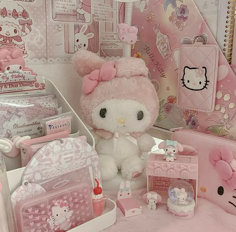 Preppy Hello Kitty, Pink Sanrio Aesthetic, Baby My Melody, My Melody Aesthetic, My Melody Stuff, Sanrio Aesthetic, Black Hello Kitty Wallpaper, My Melody Wallpaper, Black Hello Kitty