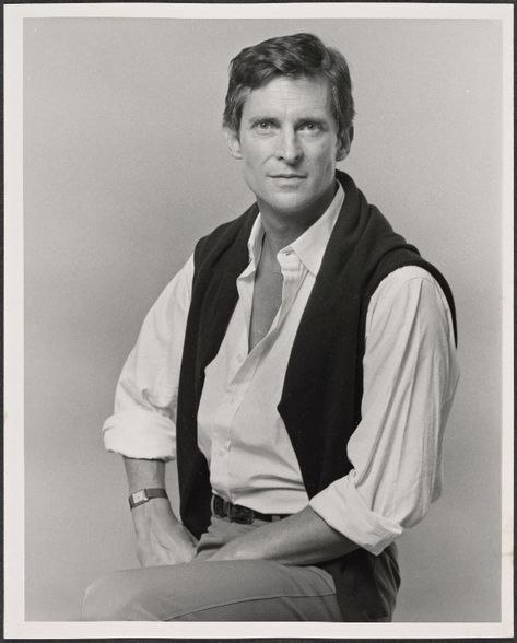 Publicity still of Jeremy Brett from the touring production of the 1977-80 revival of Dracula, sets by Edward Gorey - NYPL Digital Collections Jeremy Brett Sherlock Holmes, Vintage Actors, Sherlock Holmes 3, Jeremy Brett, Edward Gorey, Food Painting, Enola Holmes, Baker Street, British Actors