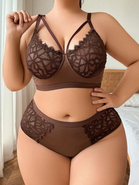 2pcs/Set Plus Size Lace Splicing Wireless Bra And Panties SetI discovered amazing products on SHEIN.com, come check them out! Bra And Panties Set, Plus Size Bras, Set Plus Size, Bra And Panty Set, Plus Size Lace, Lace Splicing, Lace Patchwork, Plus Size Bra, Lingerie Sets