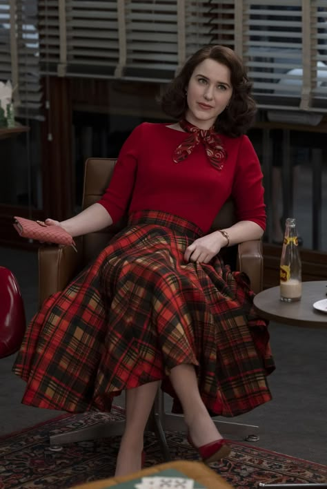 50s Clothing Women, Marvelous Mrs Maisel Dress, Midge Maisel Hair, Retro Winter Outfits Vintage, Miriam Maisel Outfits, Marvoulous Mrs Maisel Outfits, Miss Maisel Style, The Marvelous Mrs Maisel Outfits, Looks Retro Vintage