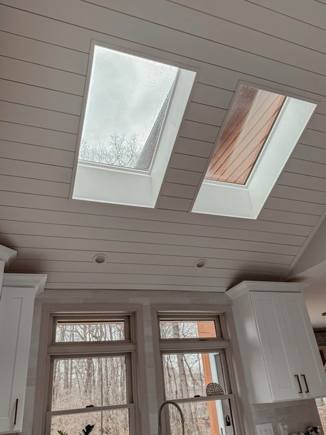 How to Shiplap to Your Vaulted Ceiling: A Step-by-Step Tutorial - Come Stay Awhile by Amanda Vernaci | Modern Farmhouse DIY + Home Renovation Vaulted Ceiling Garage Conversion, Shiplap Ceiling With Skylights, Shiplap Ceiling Living Room, Shiplap Ceiling Vaulted, Vaulted Ceiling Skylight, Shiplap Vaulted Ceiling, Shiplap Home, Vaulted Ceiling Ideas, Ceiling Diy