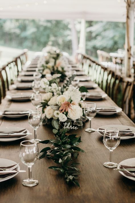 Wood Table Wedding, Wedding Table Planner, Cheap Wedding Table Centerpieces, Small Private Wedding, Norwegian Wedding, Table Wedding Decorations, Vintage Wedding Table, Wedding Table Designs, Greenery Decor