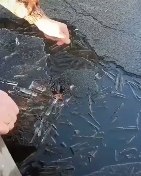 Removing ice from water Satisfying Pictures, Water Ice, Most Satisfying Video, Great Smiles, Ice Water, Wow Video, Most Satisfying, Oddly Satisfying Videos, Oddly Satisfying