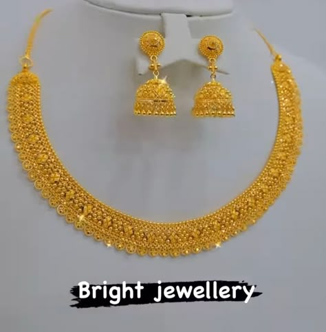 2 In 1 Gold Jewellery Indian, Small Necklace Designs Gold Indian, Gold Necklace With Jhumka, Gold Neckless Jewelry, Small Choker Necklace Indian Gold, Small Gold Necklace Set Indian, Gold Jewellery Set Design, 10gms Gold Necklace Designs, 16 Grams Gold Necklace Designs