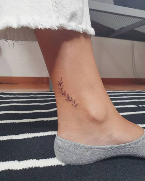 Simplistic Ankle Tattoos, Small Tattoos Women Ankle, Small Dainty Ankle Tattoos, Single Needle Ankle Tattoo, Cute Tattoos For Ankle, Dainty Tattoos Leg, Small Western Ankle Tattoo, Cute Tattoos For Women Ankle, Dainty Vine Tattoo Ankle