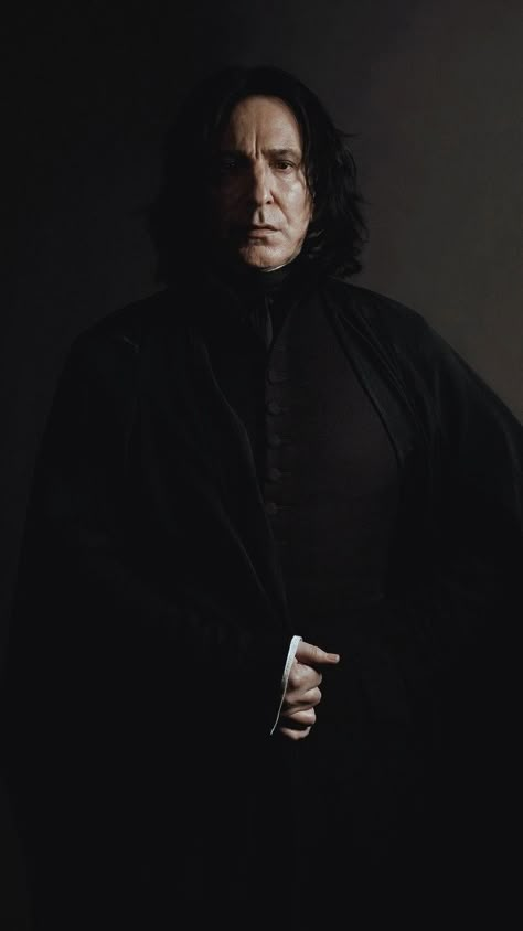 Rogue Harry Potter, Severus Snape Aesthetic, Severus Snape Wallpaper, Severus Sneep, Snape Wallpaper, Dumbledore's Army, Imprimibles Harry Potter, Severus Snape Fanart, Professor Severus Snape