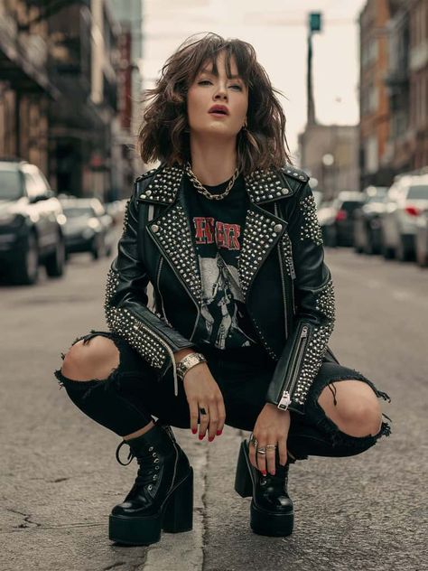 Retro Rockstar Outfit, Rock And Roll Capsule Wardrobe, Rock N Roll Inspired Outfit, 80s Glam Outfit, Rock And Roll Fashion Women, 80s Leather Outfit, 1980s Rock Fashion, 80s Rocker Fashion, 80s Concert Outfit Ideas