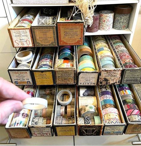 Craft Room Storage Ideas on a Budget! - The Graphics Fairy Storage Ideas On A Budget, Craft Room Storage Ideas, Vintage Craft Room, Diy Storage Projects, Rangement Art, Room Storage Ideas, Craft Organisation, Craft Supply Storage, Craft Storage Organization