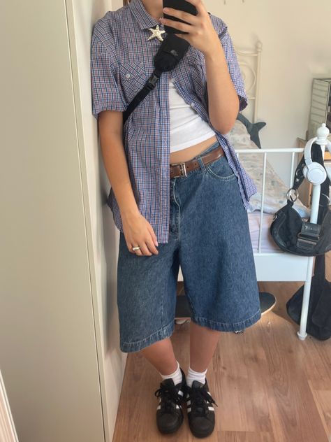 Button Up With Jorts, Stem Summer Outfits, Outfit Ideas Jorts, Jorts Outfit Aesthetic, Short Sleeves Outfit, Jort Outfits, Jorts Outfit, Bermuda Pants, Masc Outfits