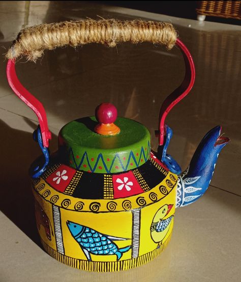 Teapot Crafts, Tea Pots Art, Painted Teapot, Indian Tea, Ethnic Home Decor, Kitchen Decor Wall Art, Pure Happiness, Indian Folk Art, Madhubani Painting