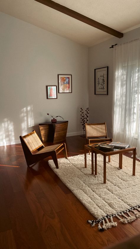 Dark Wood Minimalist Living Room, Home Inspo Dark Floor, Office Dark Wood Floor, Cherry Wood Flooring Living Room, Wood Floor Apartment Decor, Red Floors Living Room, Mahogany Floor Bedroom, Living Room With Cherry Wood Floors, Dark Wooden Living Room