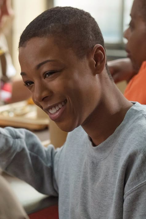 A Tragic Review of What Happens to Poussey in OITNB Season 4 Samira Wiley Poussey, Poussey Washington, Samira Wiley, Black Lives Matter Movement, Orange Is The New Black, Orange Is The New, Smash Cake, Research Report, Help People