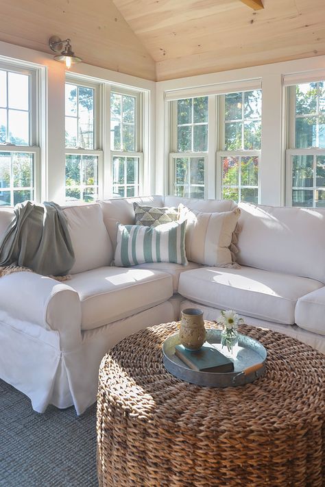 Cape Cod Sunroom, New England Style Living Room Cape Cod, Cape Cod Style Living Room, Living Room Cape Cod, New England Cape Cod House, Cape Cod Living Room, Cape Cod House Interior, Cape Cod Bedroom, Cape Cod Beach House