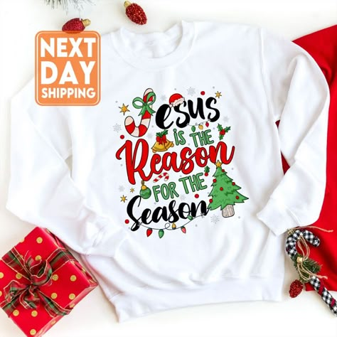 Christmas Shirts Vinyl, Reason For The Season Christmas, Hope Christmas, Hoodie Quotes, Christmas Jesus, Christmas Tshirt, Jesus Shirt, Jesus Tshirts, Casual Shirt Women