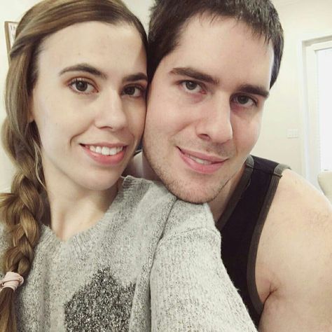 such a cute couple!! Pat And Jen, Child Of Divorce, Going To Jail, Yo Gabba Gabba, Youtube Gamer, Gabba Gabba, The Special One, Divorce And Kids, I Miss Them