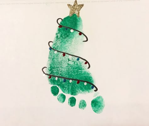 Christmas Crafts For Kids Footprint, Baby Feet Crafts Christmas, Christmas Baby Footprint Ornament, Baby Foot And Hand Print Christmas, Foot Print Christmas Ornament, Winter Baby Footprint Art, Baby Footprint Christmas Tree, Christmas Crafts For Toddlers Footprints, Baby Christmas Projects