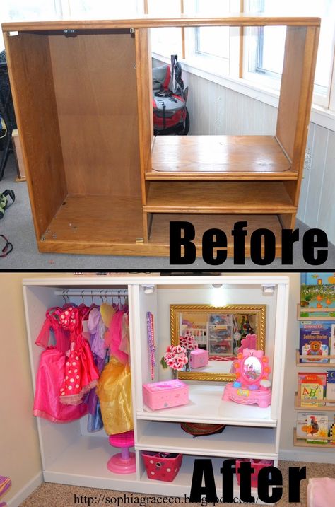 Dress Up Stations, Old Entertainment Centers, Dress Up Closet, Dress Up Storage, Diy Entertainment, Play Kitchens, Kid Closet, Kids Dress Up, Diy Entertainment Center