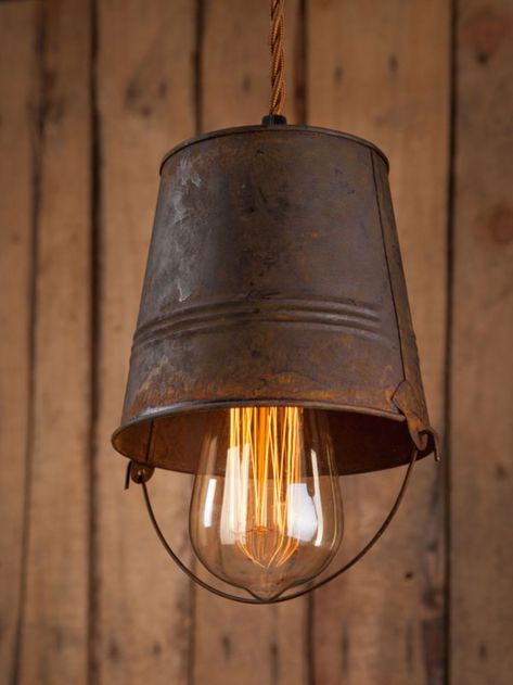 Rustic Lighting Ideas, Rusty Bucket, Minwax Stain Colors, Diy Industrial Lighting, Upcycled Lighting, Eclectic Lighting, Diy Luminaire, Filament Lamp, Bucket Light