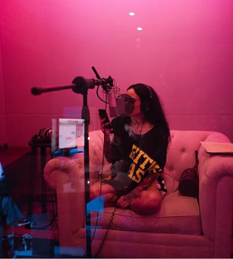 Recording Studio Aesthetic, Music Studio Aesthetic, Music Studio Room, Dream Music, Career Vision Board, Singing Career, 2022 Vision Board, Studio Room, Kehlani